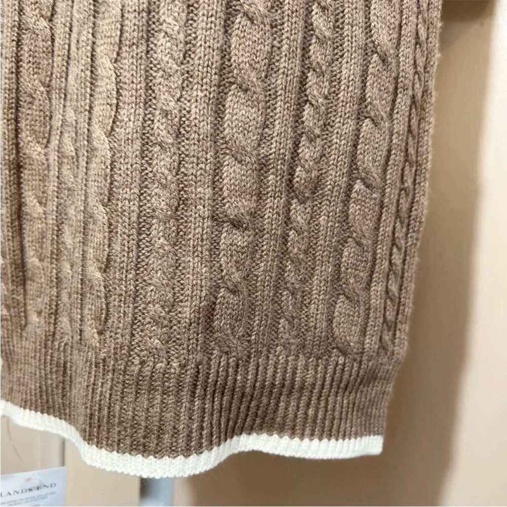 3 for 30$ Lands End cable knit scarf new with tags